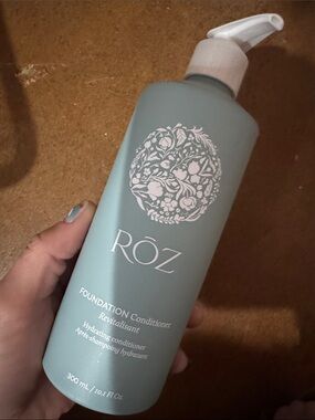 ROZ. Foundation Hydrating Conditioner - NEW
